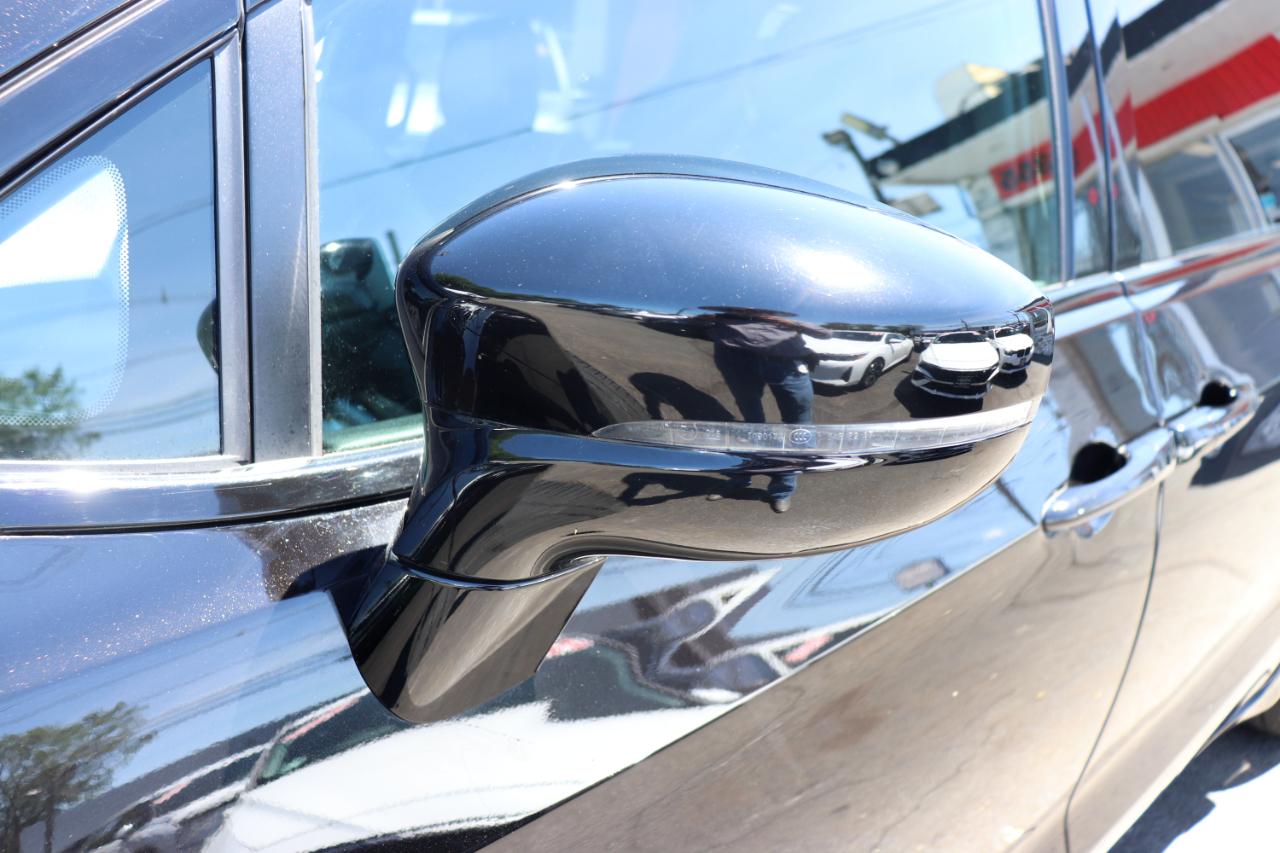 Chrysler Pacifica Limited FWD 2025