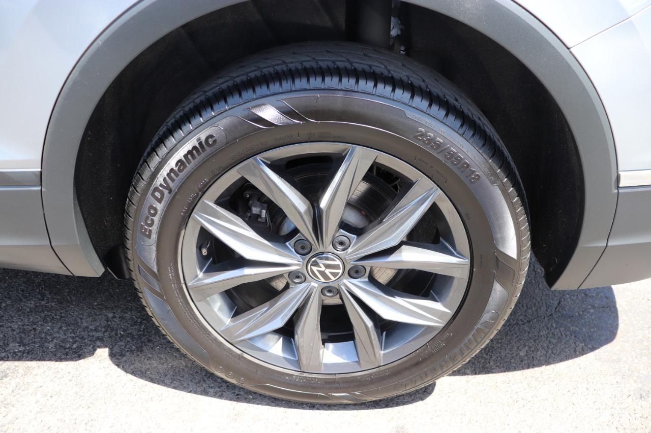 Volkswagen Tiguan 2.0T SE FWD 2024