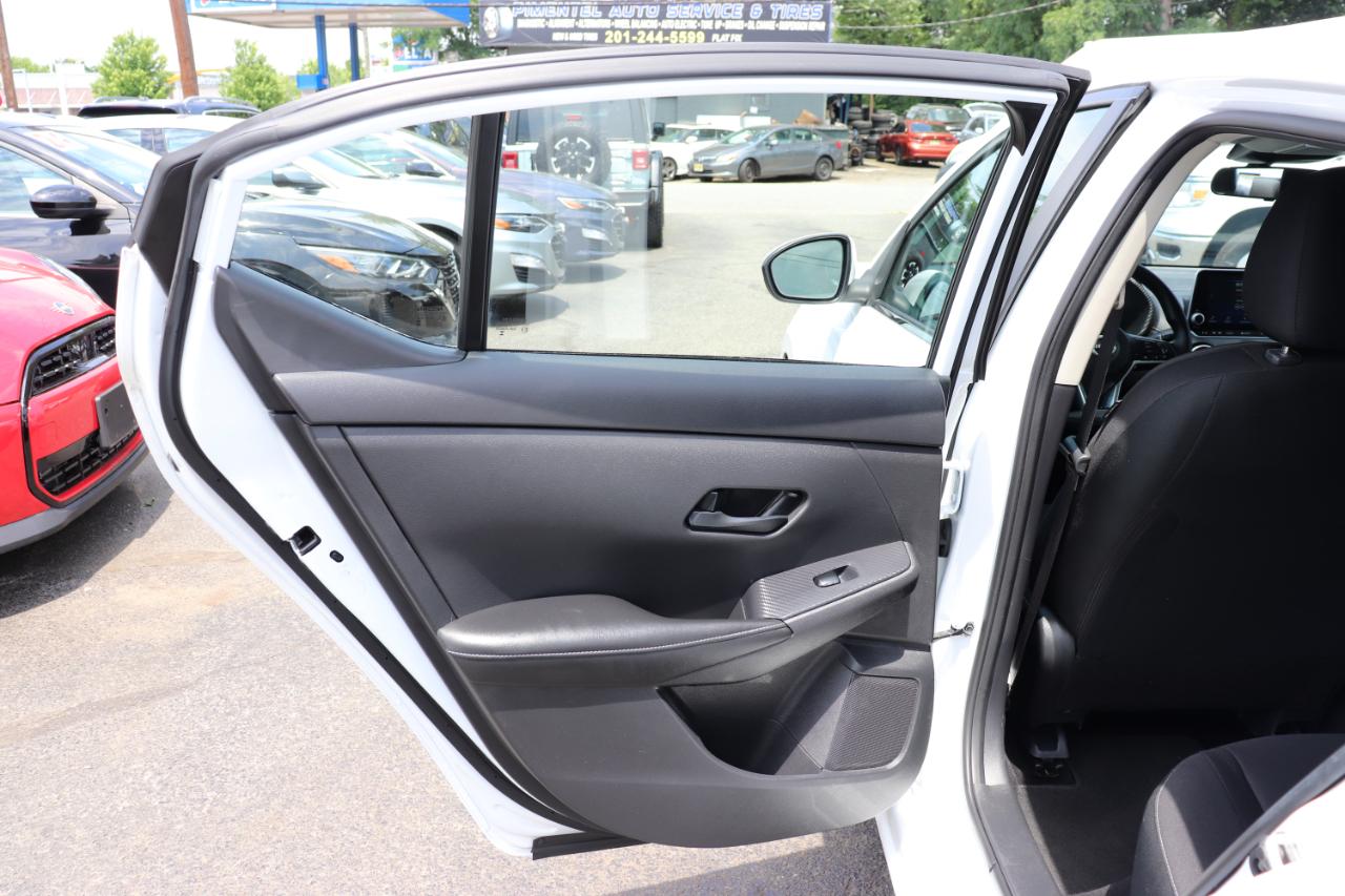 Nissan Sentra SV CVT 2024