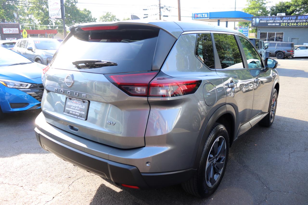 Nissan Rogue FWD SV 2024