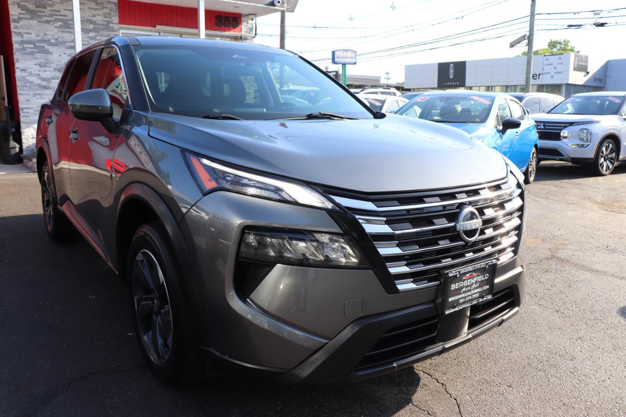 Nissan Rogue FWD SV 2024