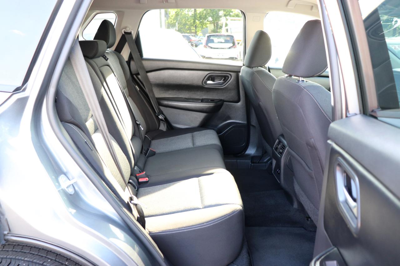 Nissan Rogue FWD SV 2024
