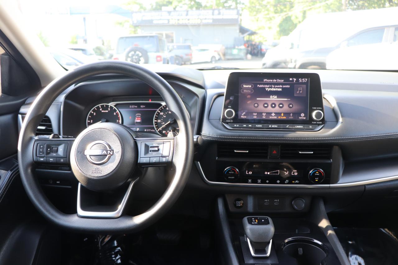 Nissan Rogue FWD SV 2024