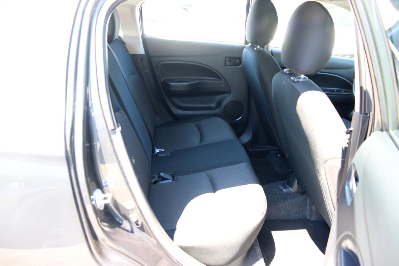 Mitsubishi Mirage ES CVT 2024
