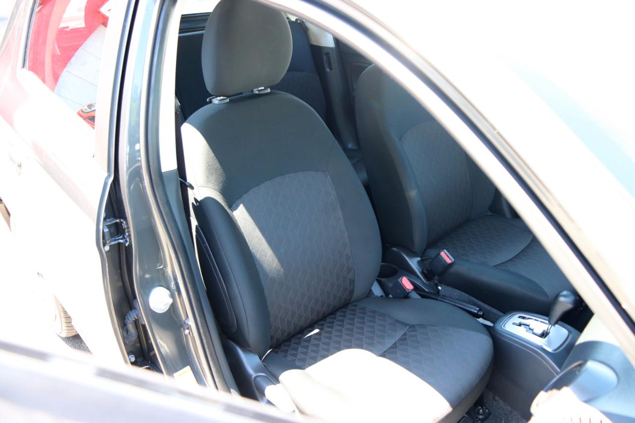 Mitsubishi Mirage ES CVT 2024