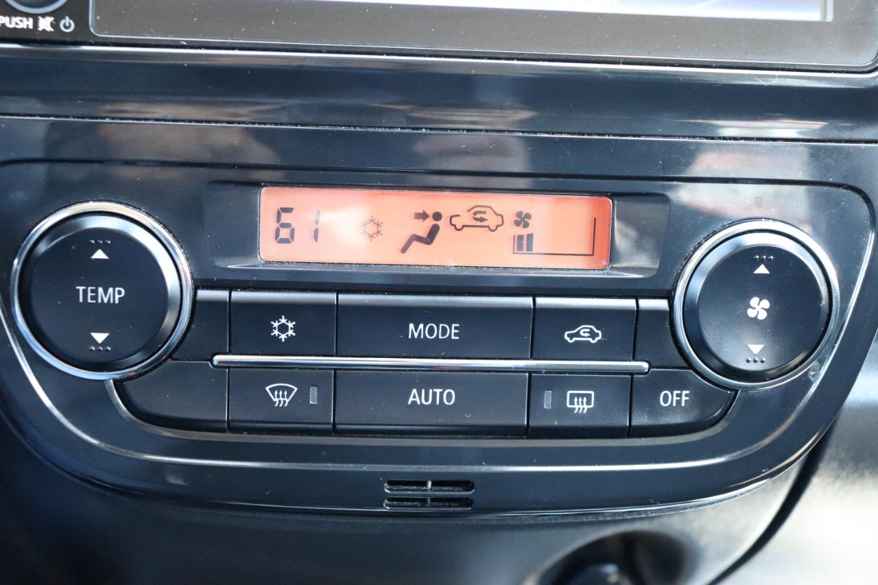 Mitsubishi Mirage ES CVT 2024