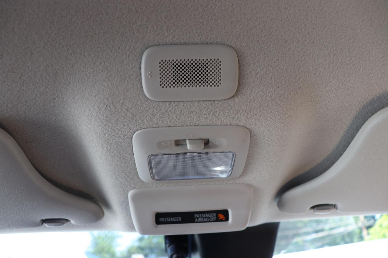 Mitsubishi Mirage ES CVT 2024
