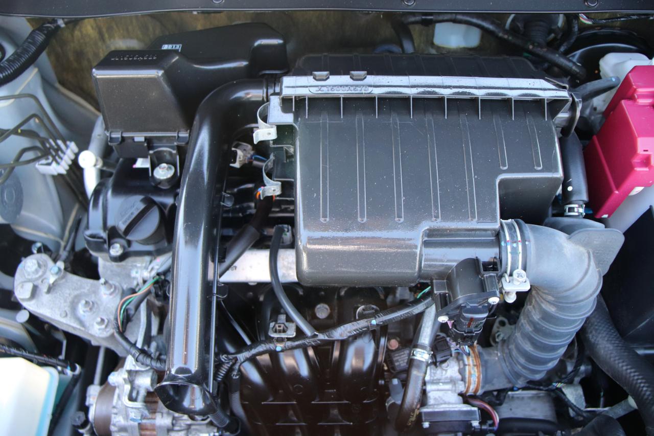 Mitsubishi Mirage ES CVT 2024