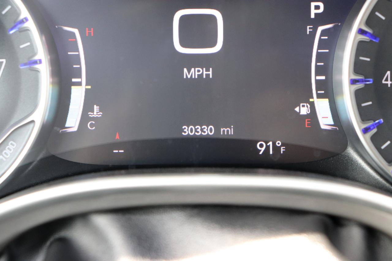 Chrysler Pacifica Select FWD 2026