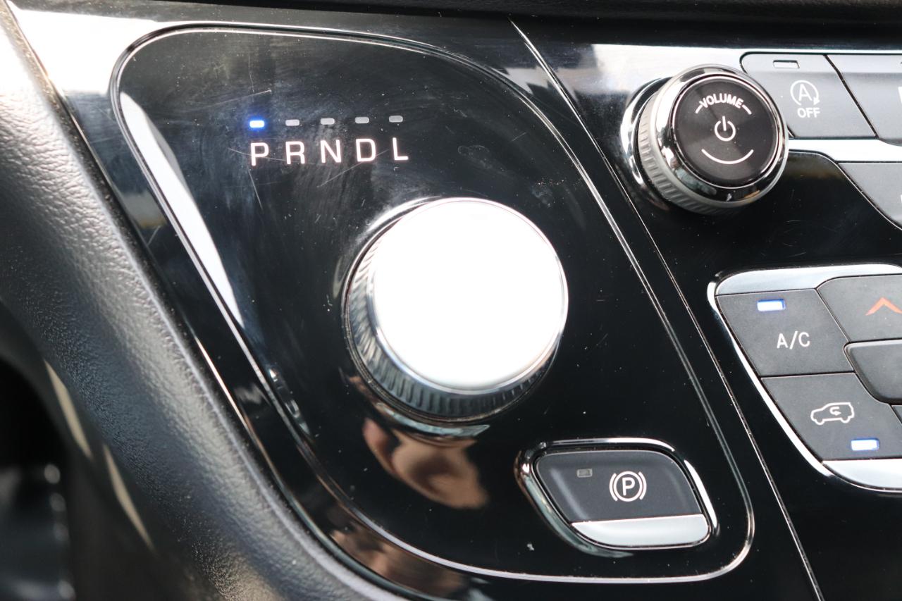 Chrysler Pacifica Select FWD 2026