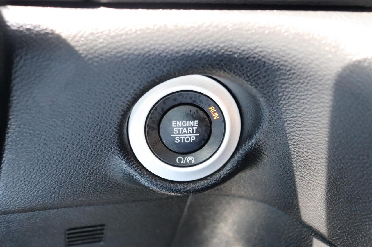 Chrysler Pacifica Select FWD 2026