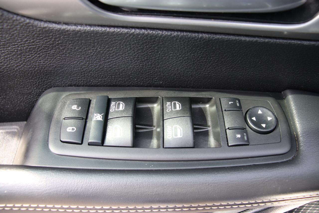 Chrysler Pacifica Select FWD 2026