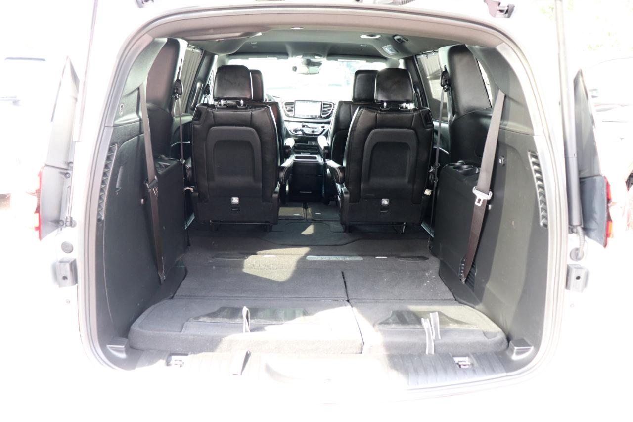 Chrysler Pacifica Select FWD 2026