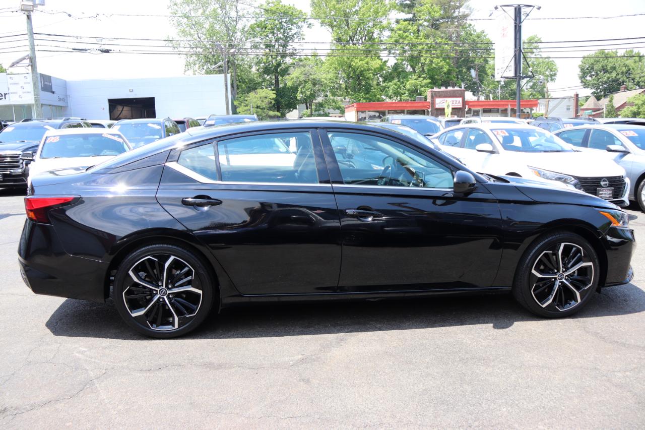 Nissan Altima 2.5 SR Sedan 2024
