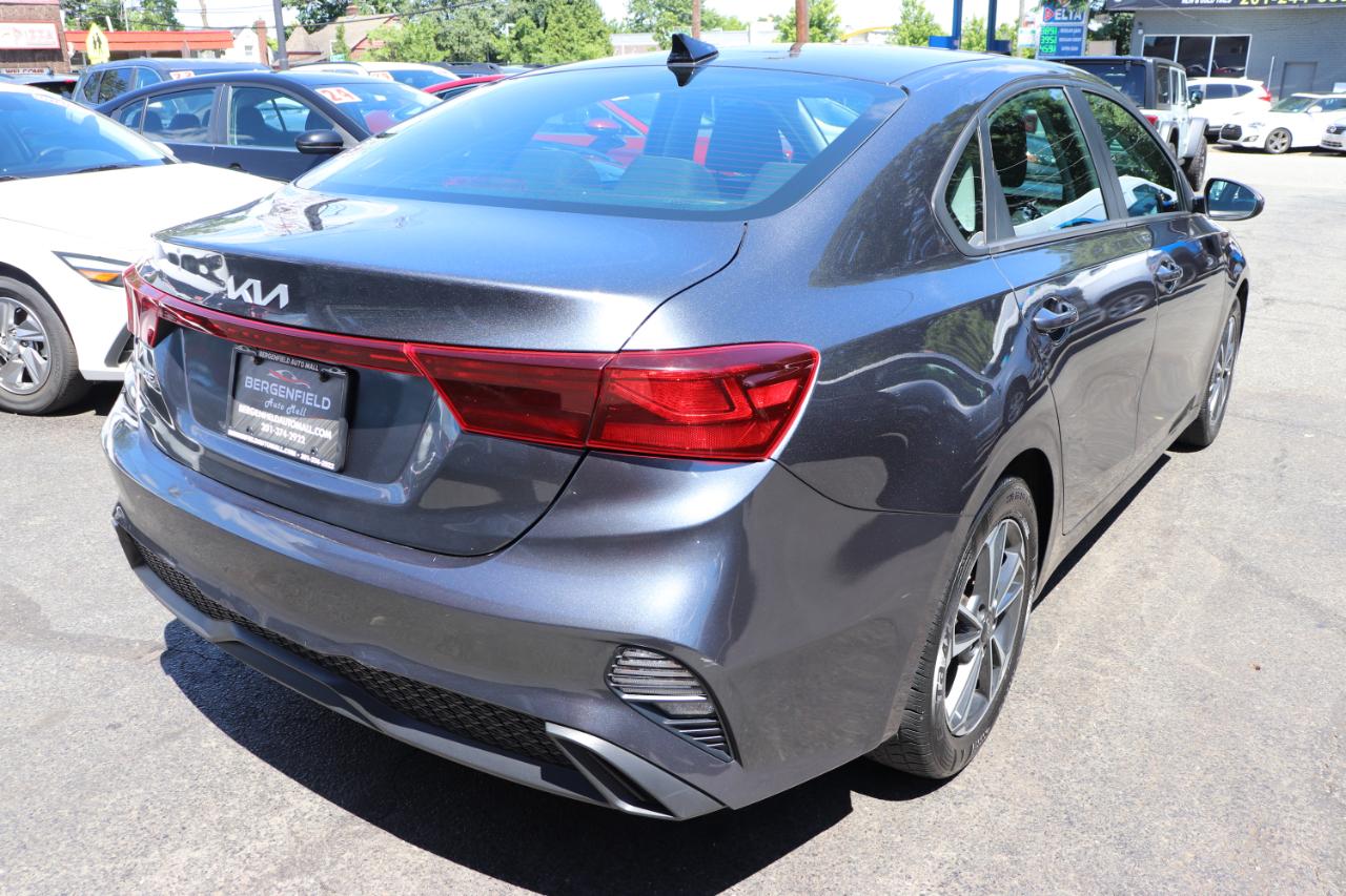 Kia Forte LXS IVT 2023