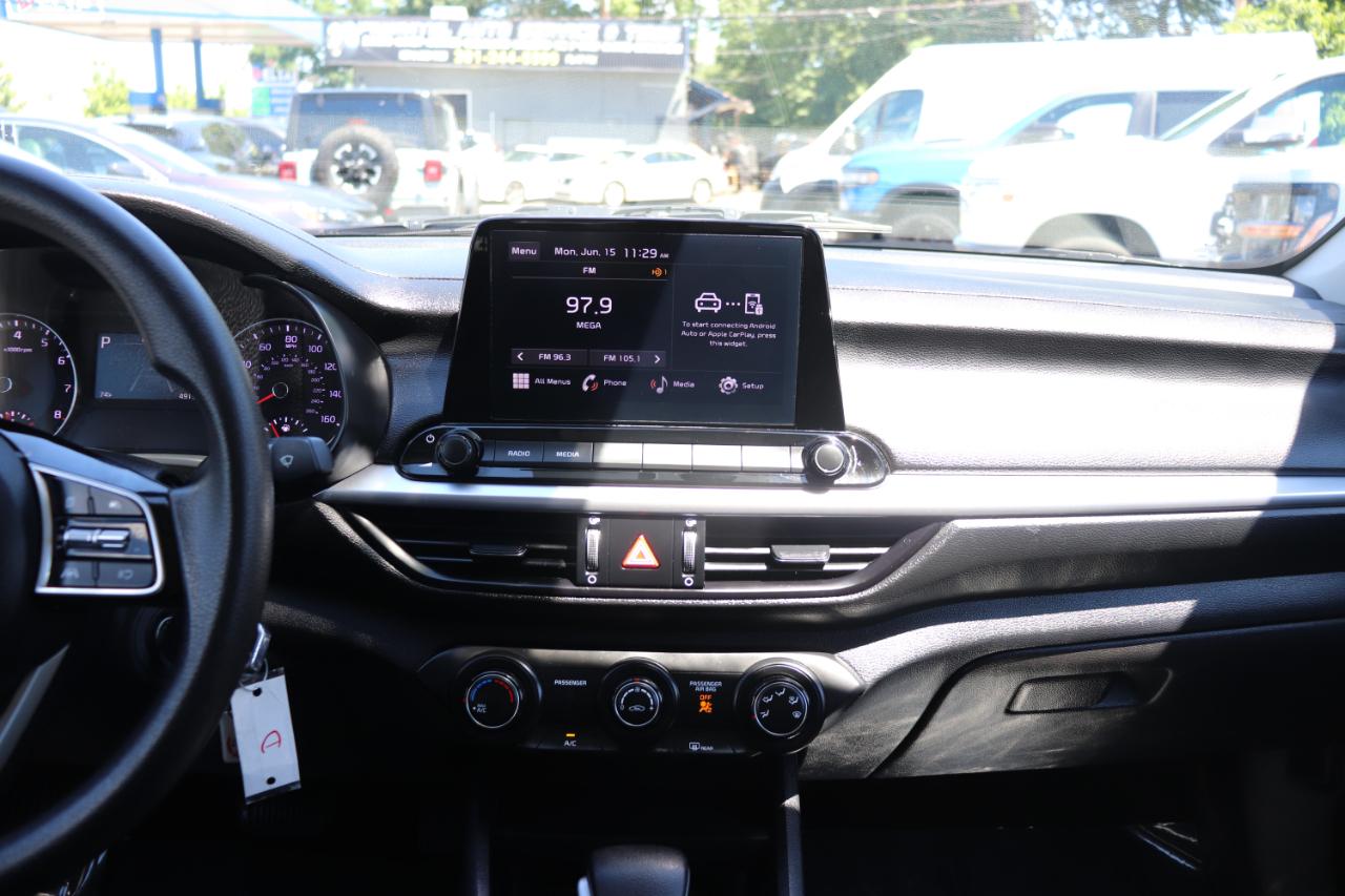 Kia Forte LXS IVT 2023