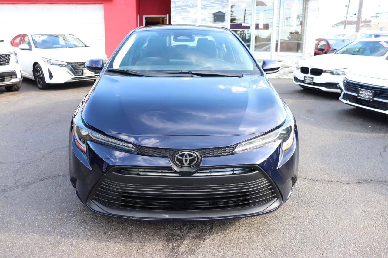 Toyota Corolla LE CVT (Natl) 2024