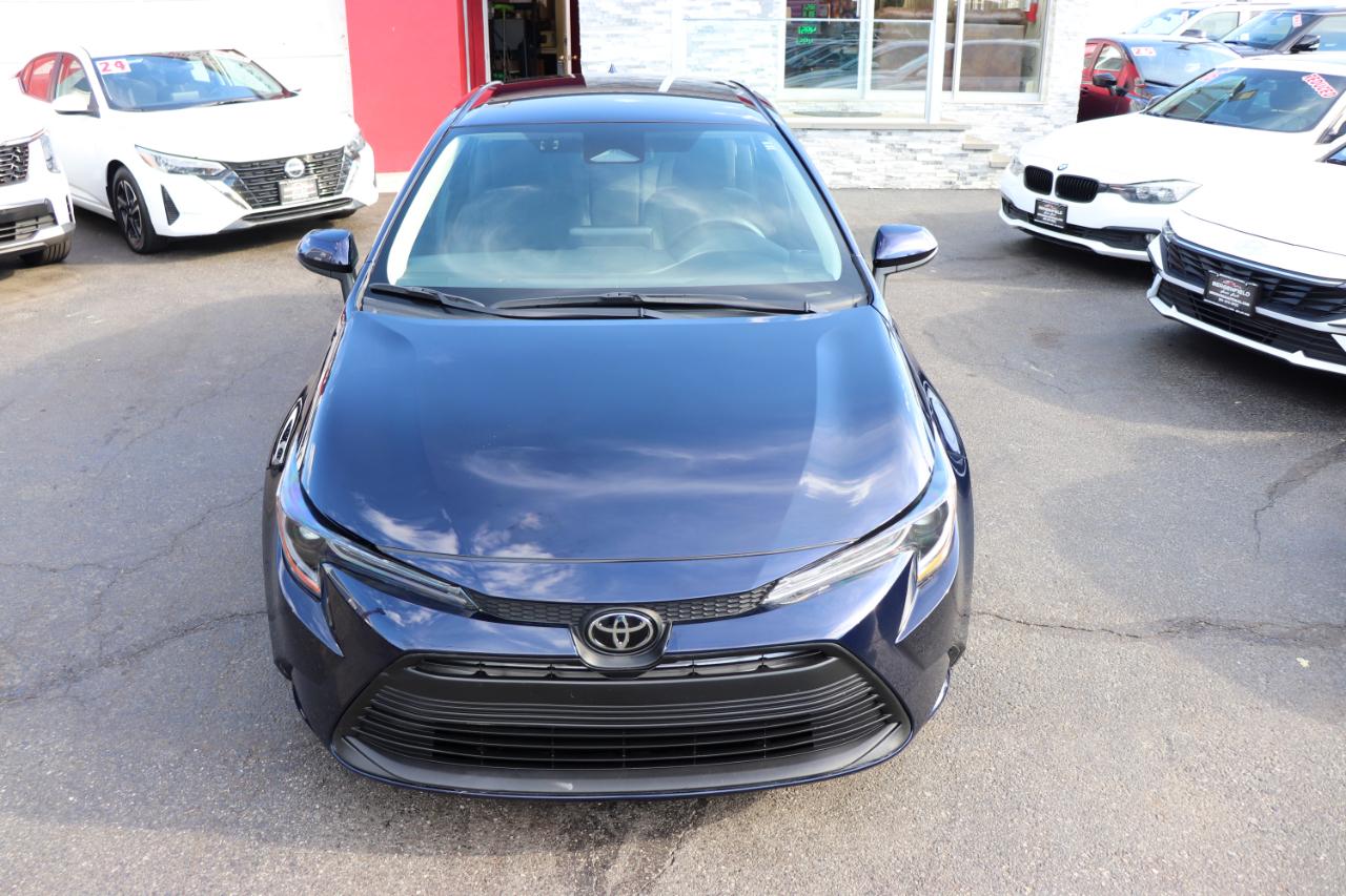 Toyota Corolla LE CVT (Natl) 2024