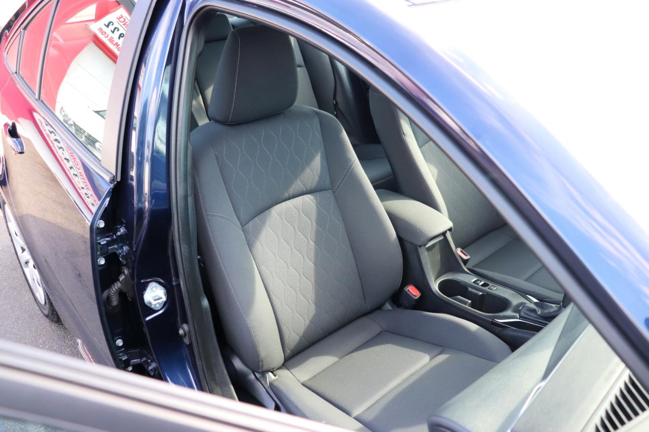Toyota Corolla LE CVT (Natl) 2024