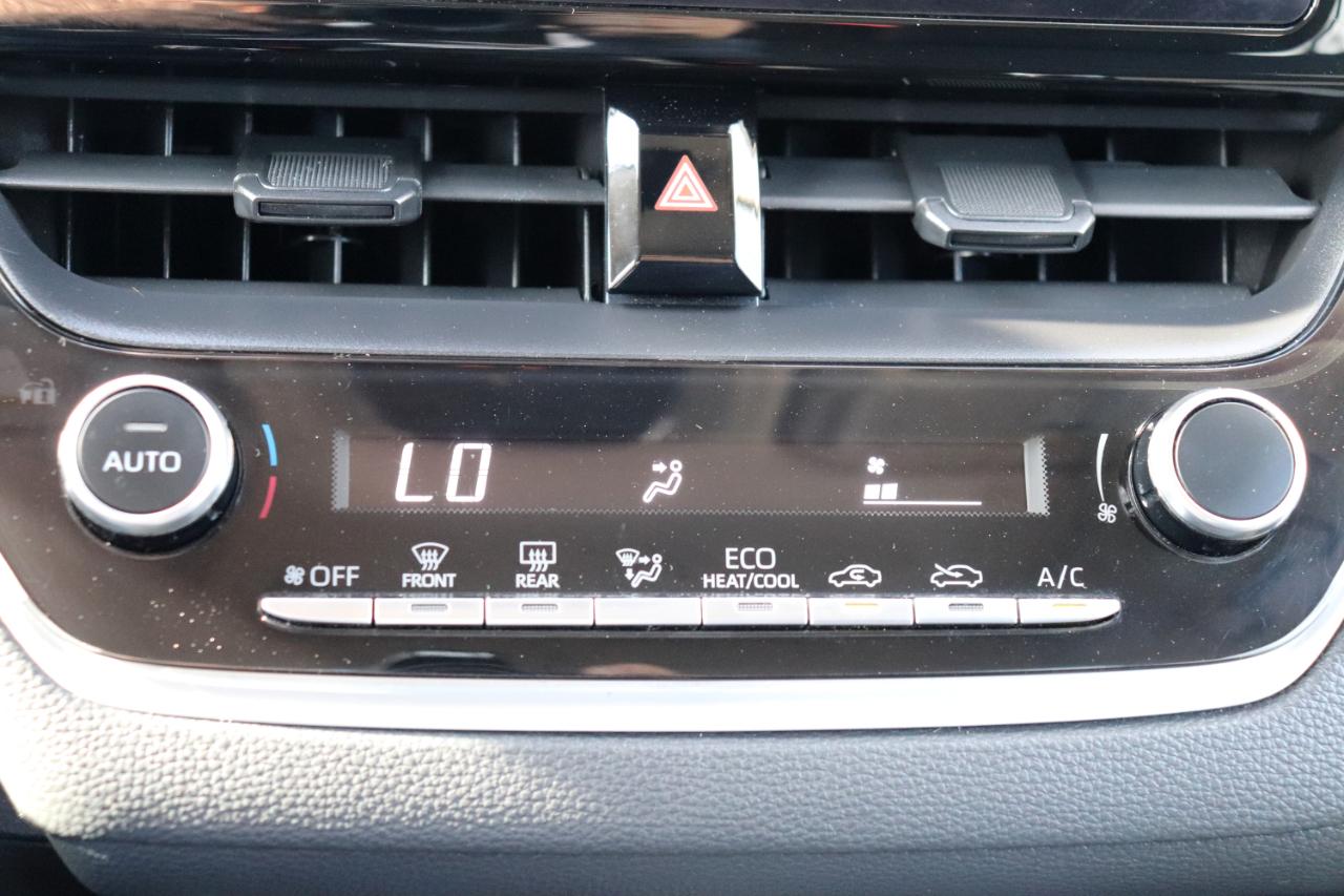 Toyota Corolla LE CVT (Natl) 2024