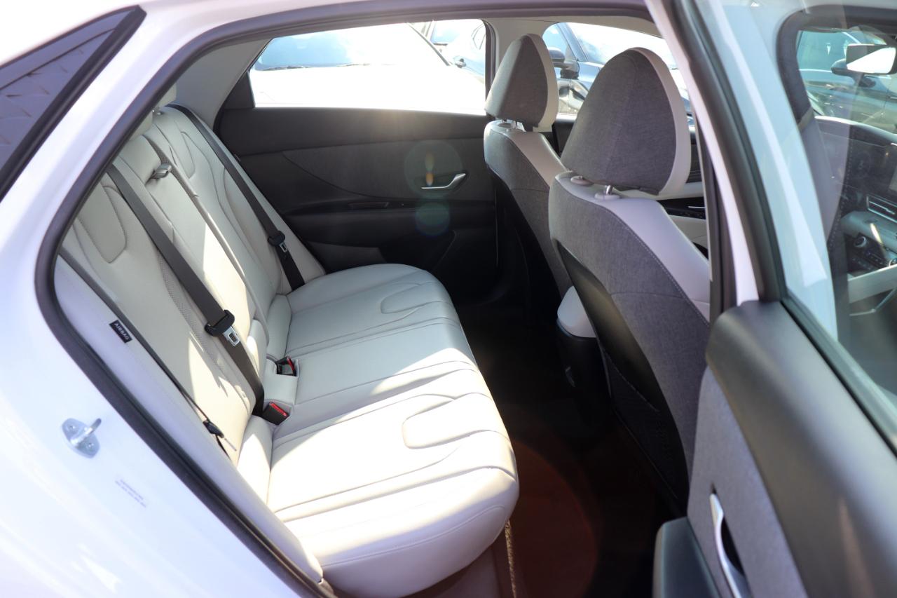 Hyundai Elantra Limited IVT 2025