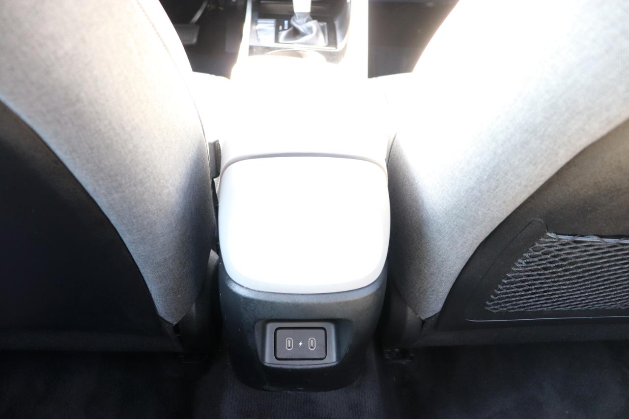 Hyundai Elantra Limited IVT 2025