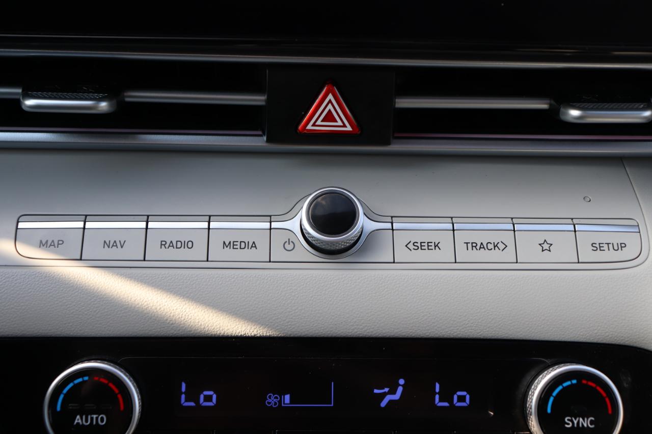Hyundai Elantra Limited IVT 2025