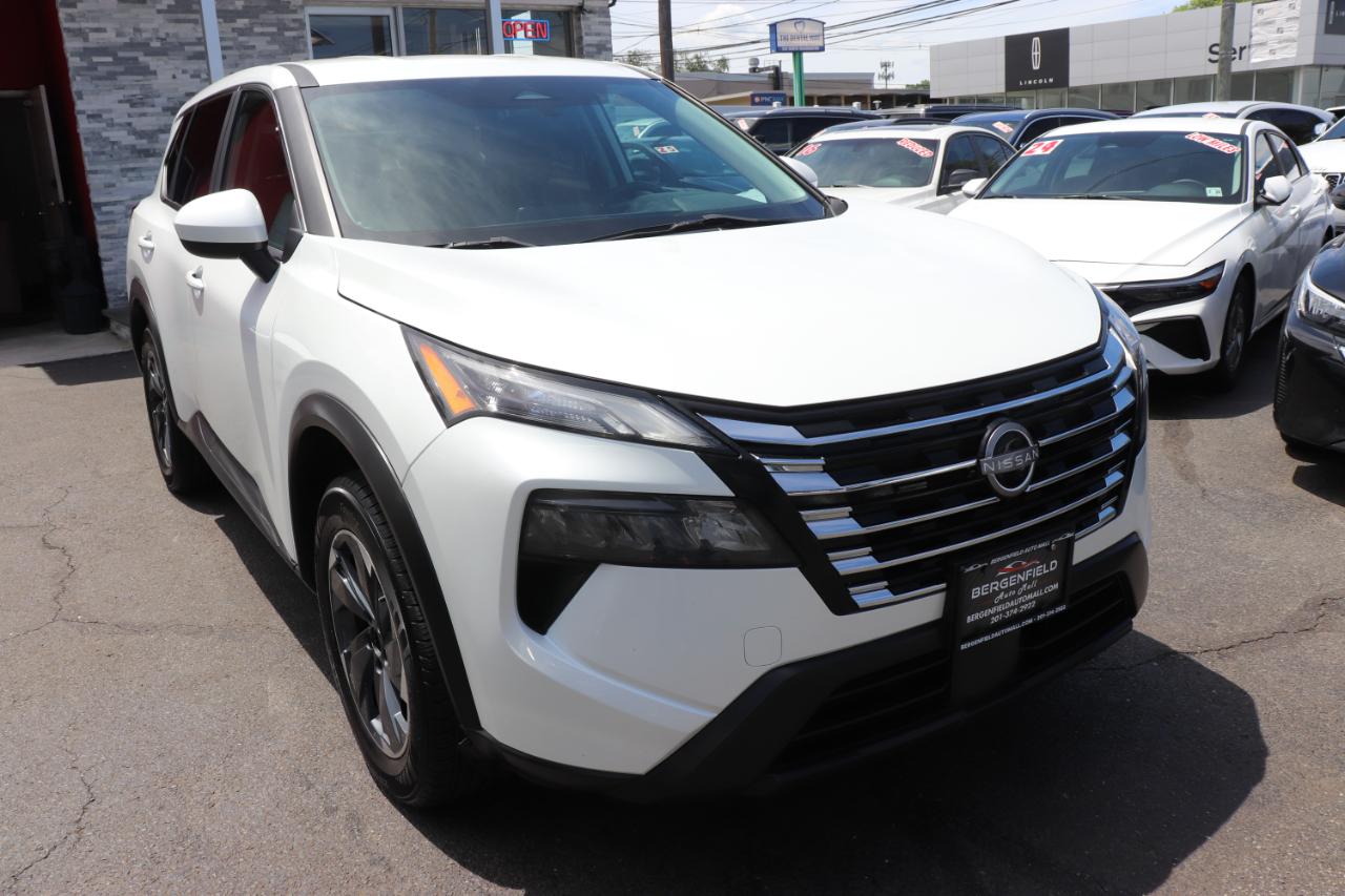Nissan Rogue FWD SV 2024