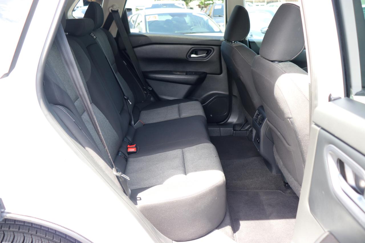 Nissan Rogue FWD SV 2024