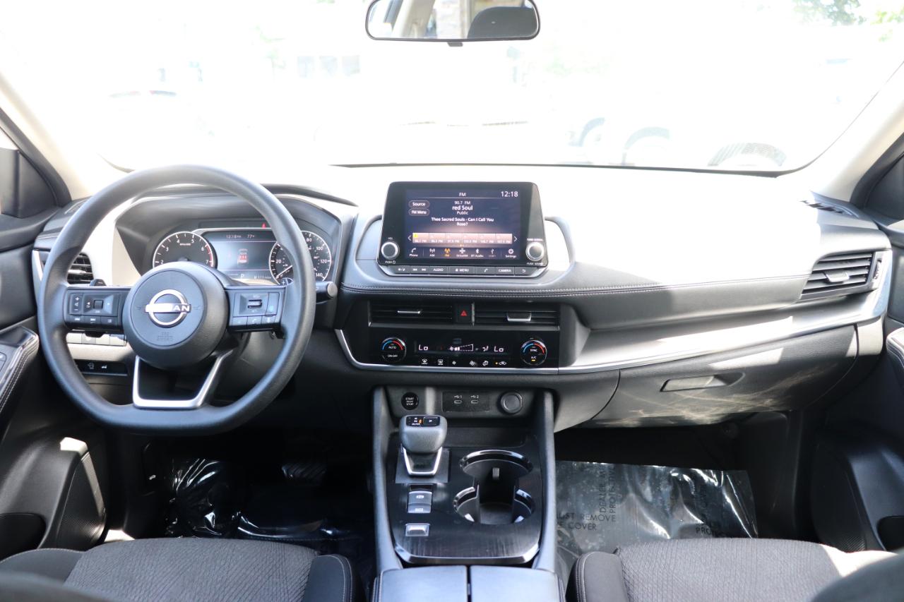 Nissan Rogue FWD SV 2024