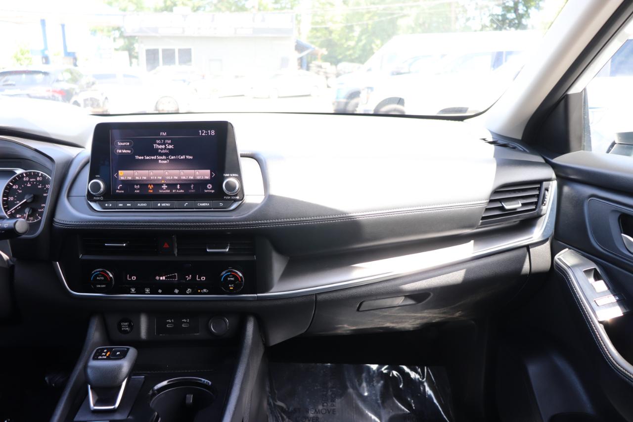 Nissan Rogue FWD SV 2024