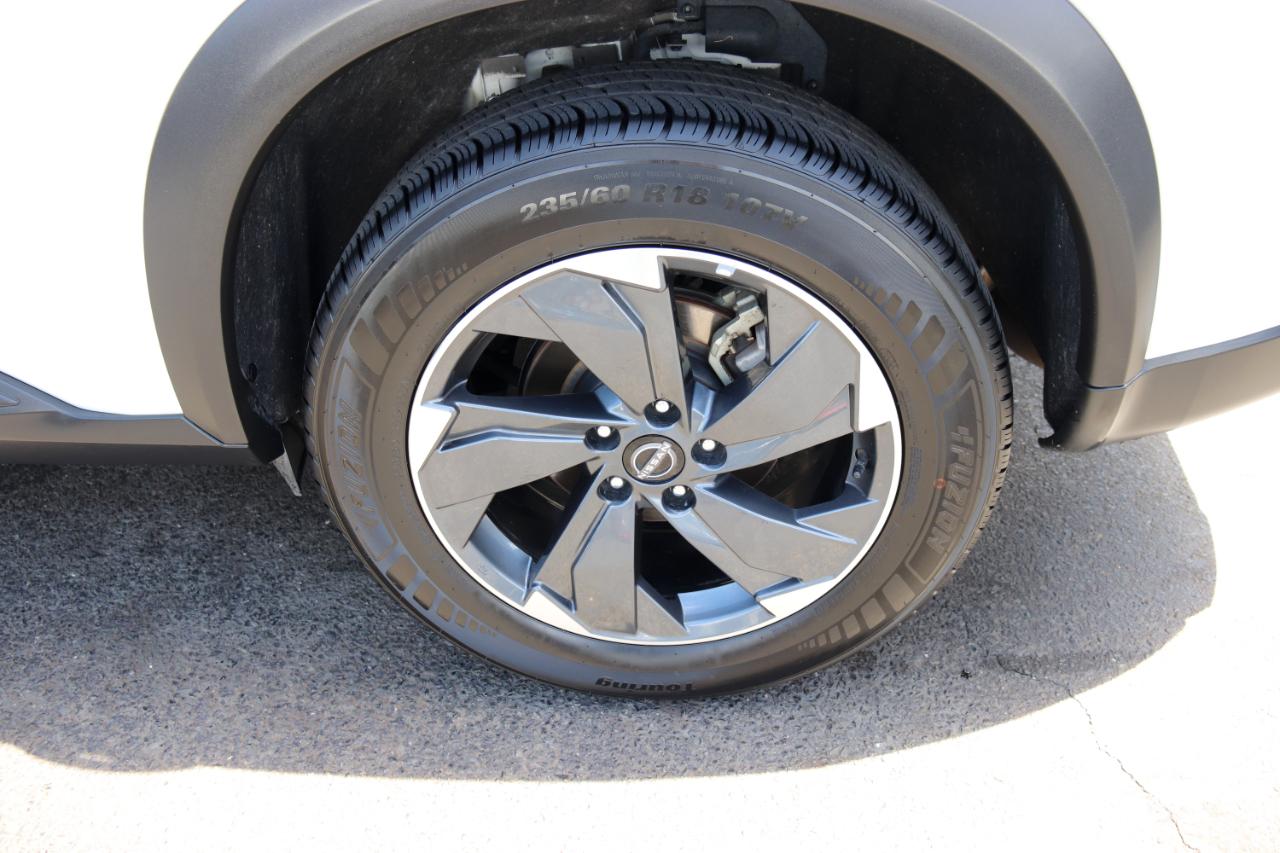 Nissan Rogue FWD SV 2024