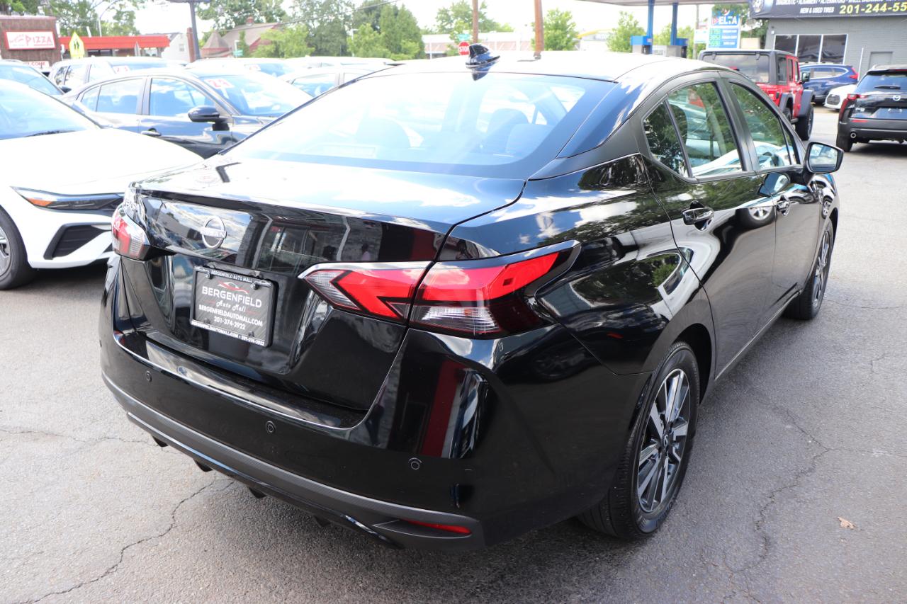 Nissan Versa SV CVT 2025