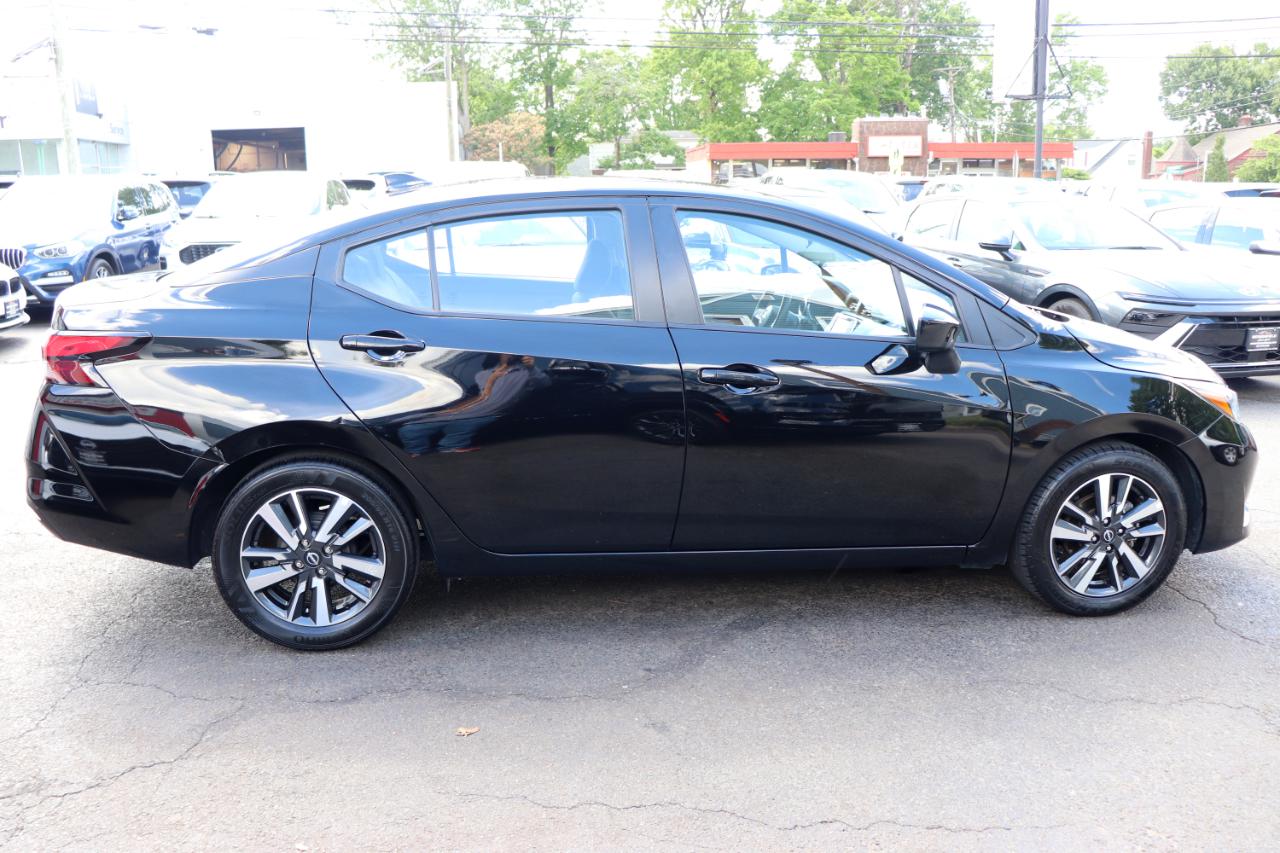Nissan Versa SV CVT 2025