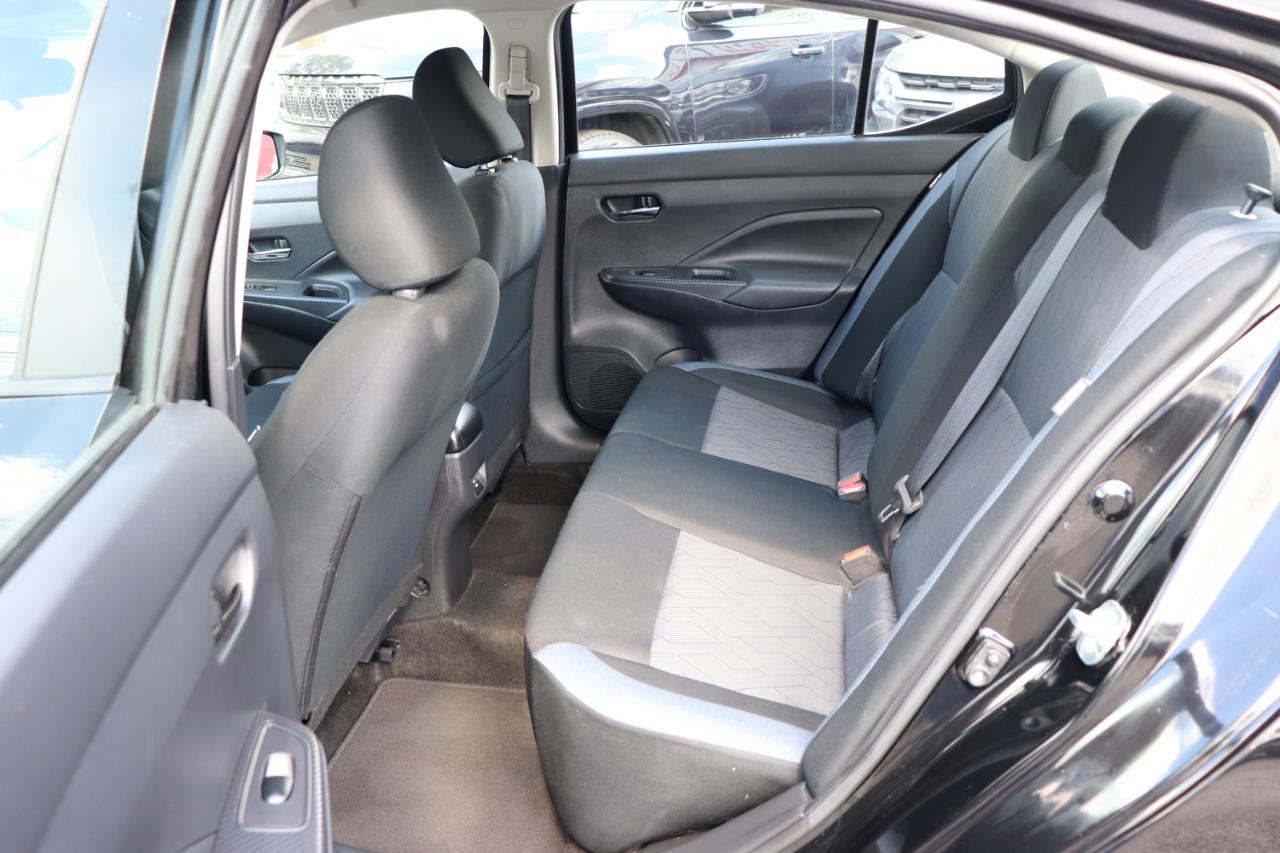 Nissan Versa SV CVT 2025