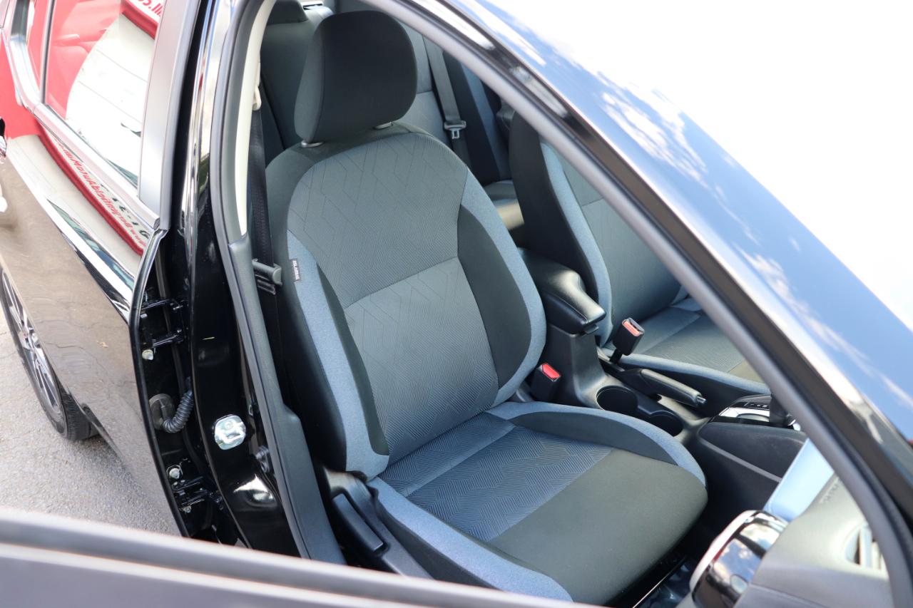 Nissan Versa SV CVT 2025