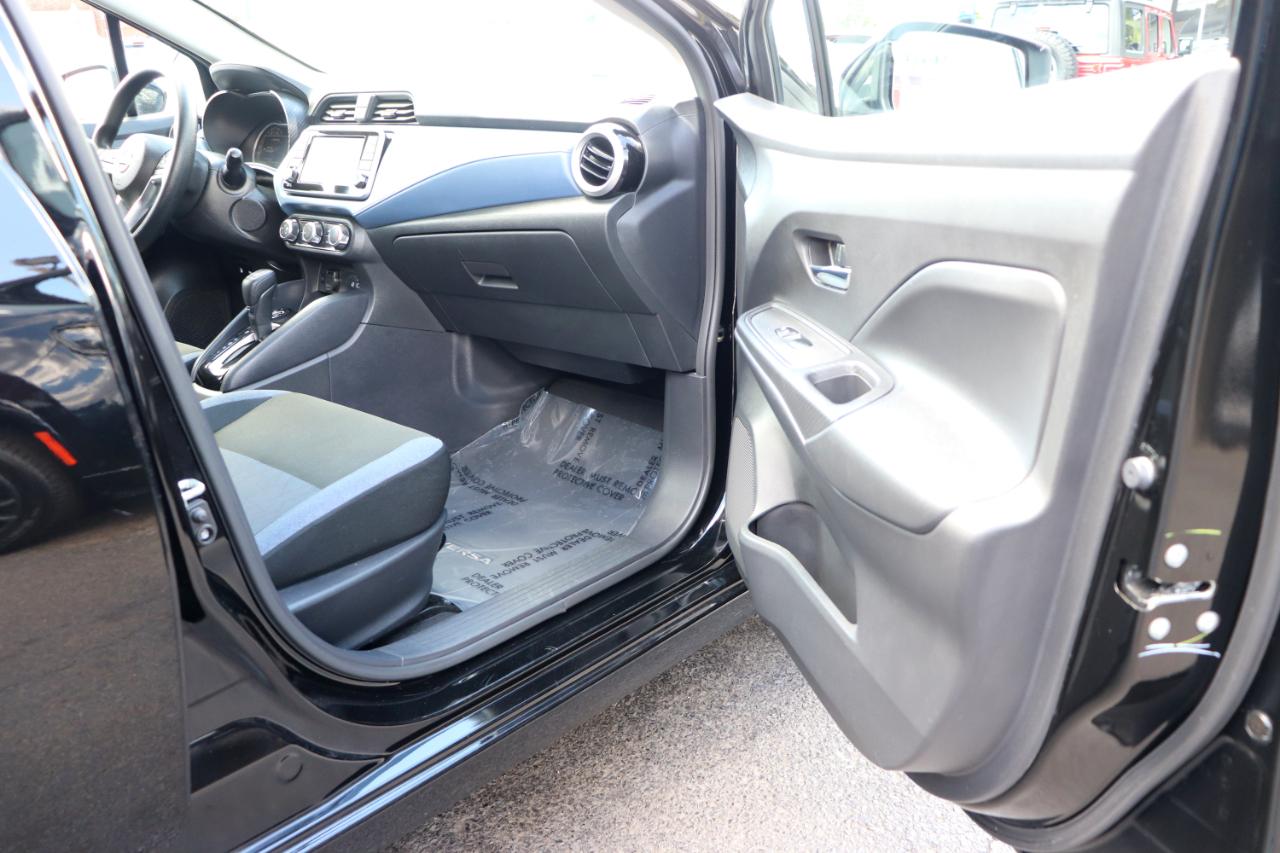 Nissan Versa SV CVT 2025