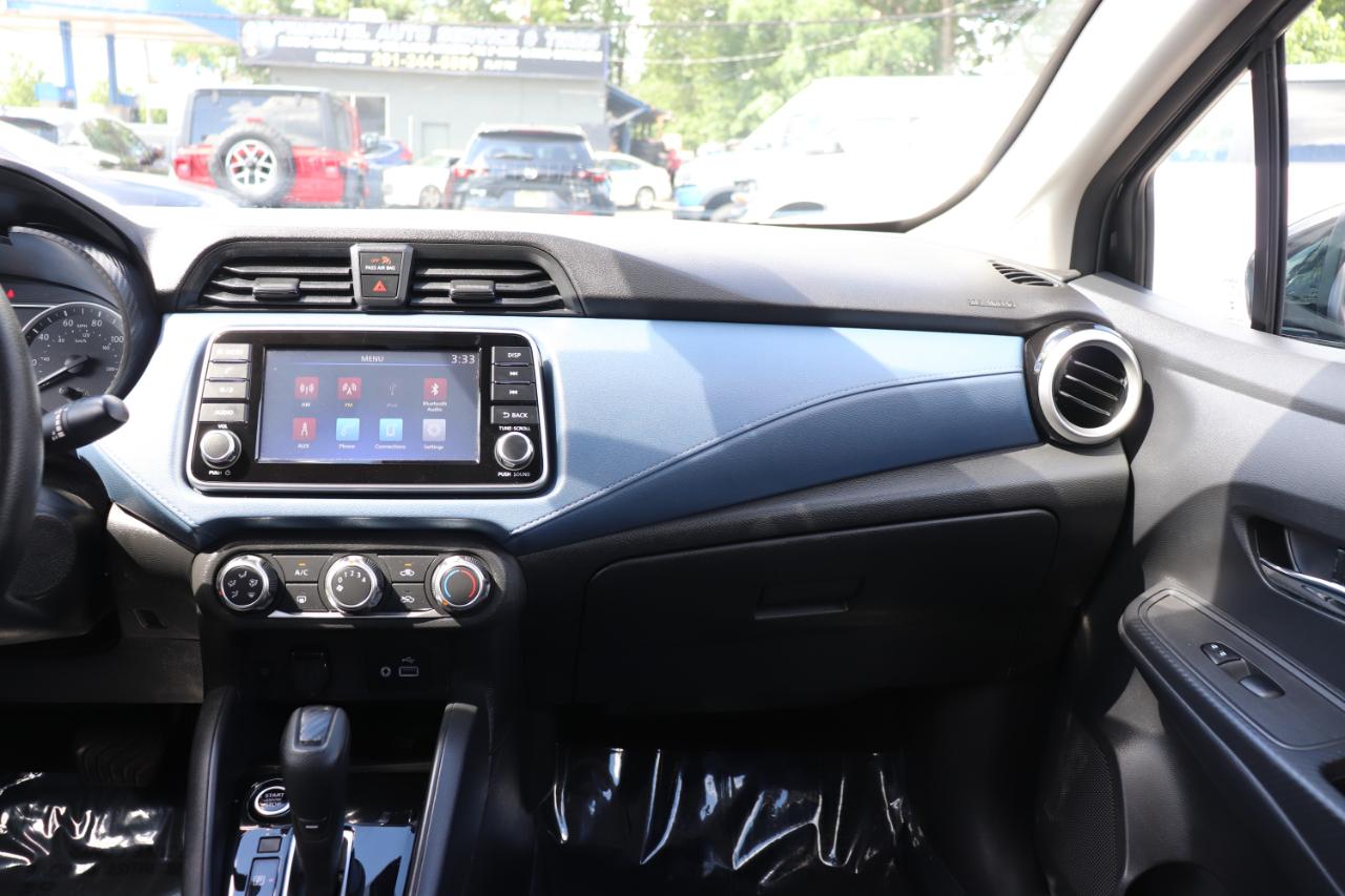 Nissan Versa SV CVT 2025