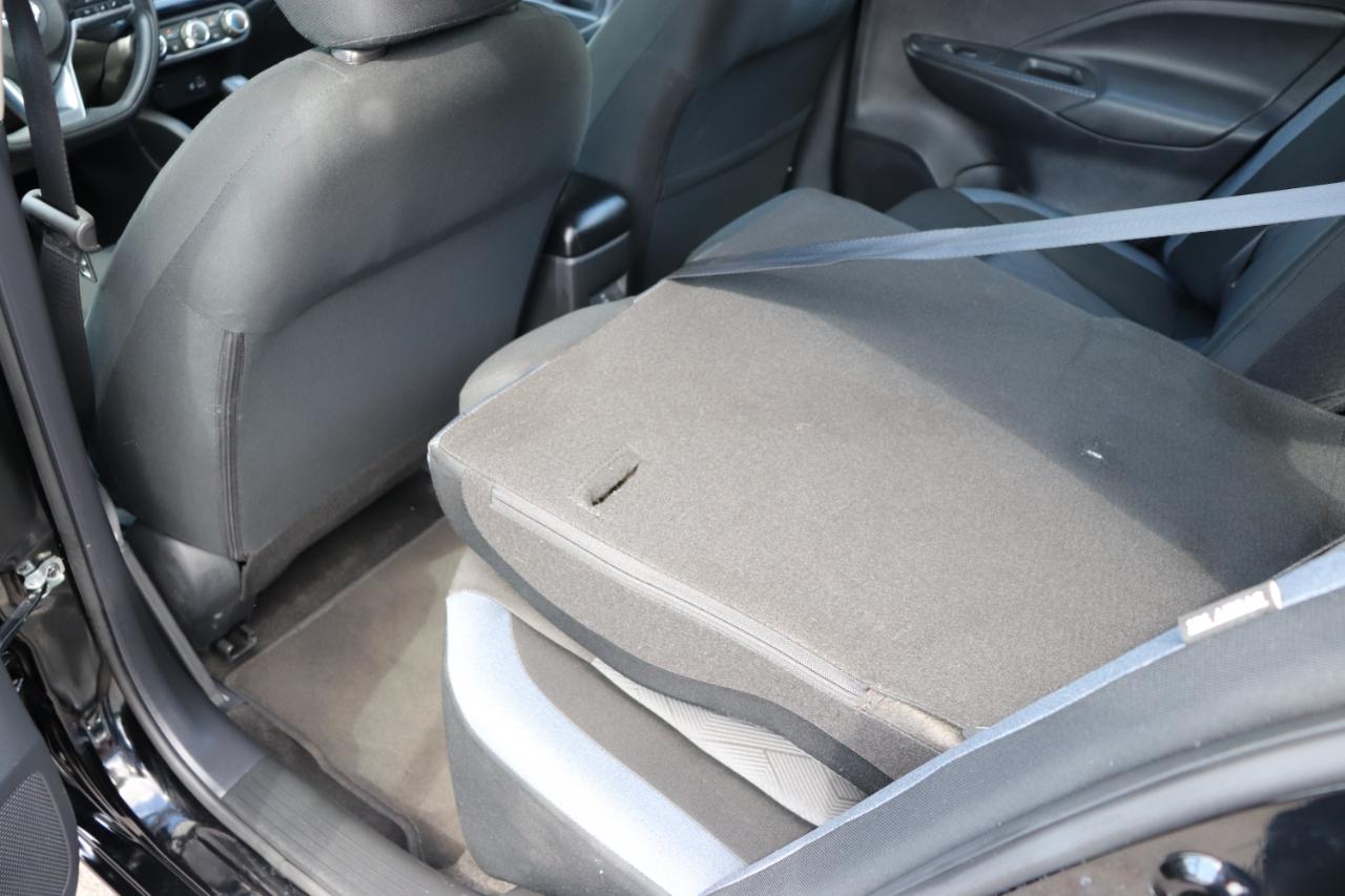 Nissan Versa SV CVT 2025