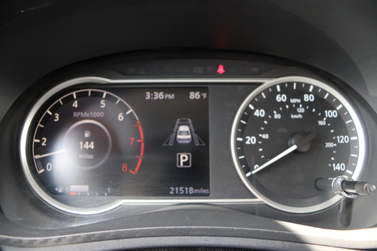 Nissan Versa SV CVT 2025