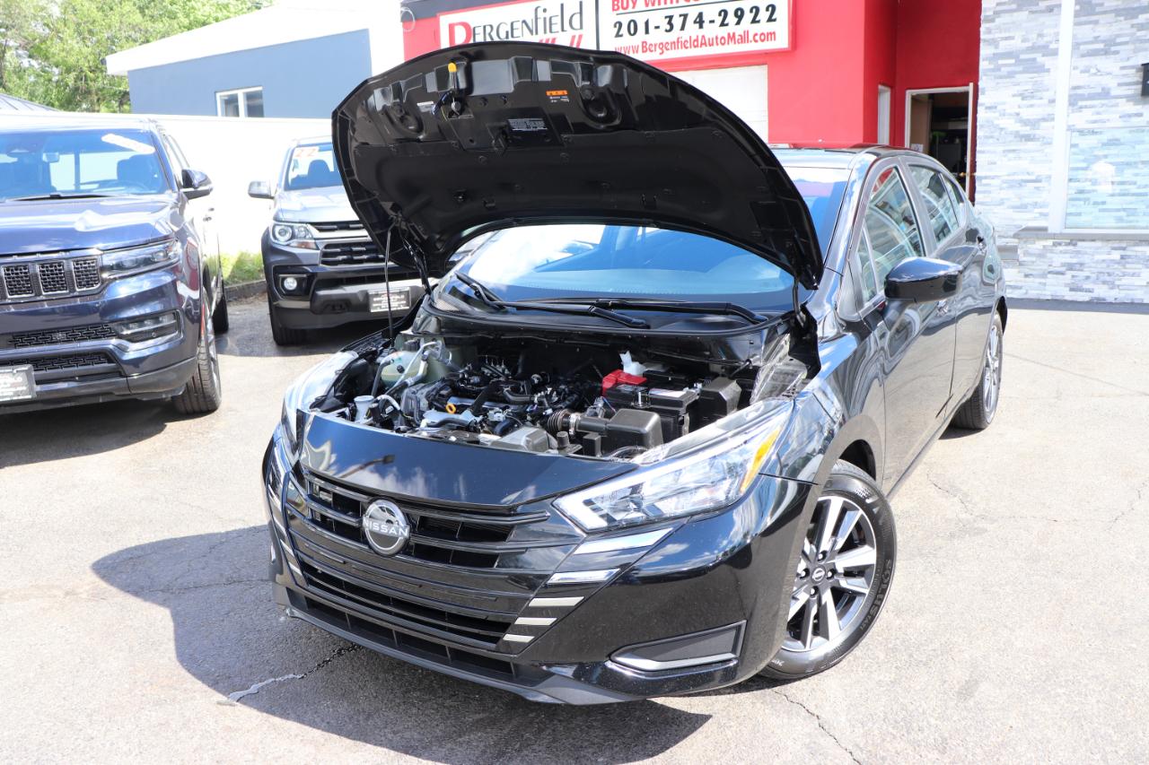 Nissan Versa SV CVT 2025