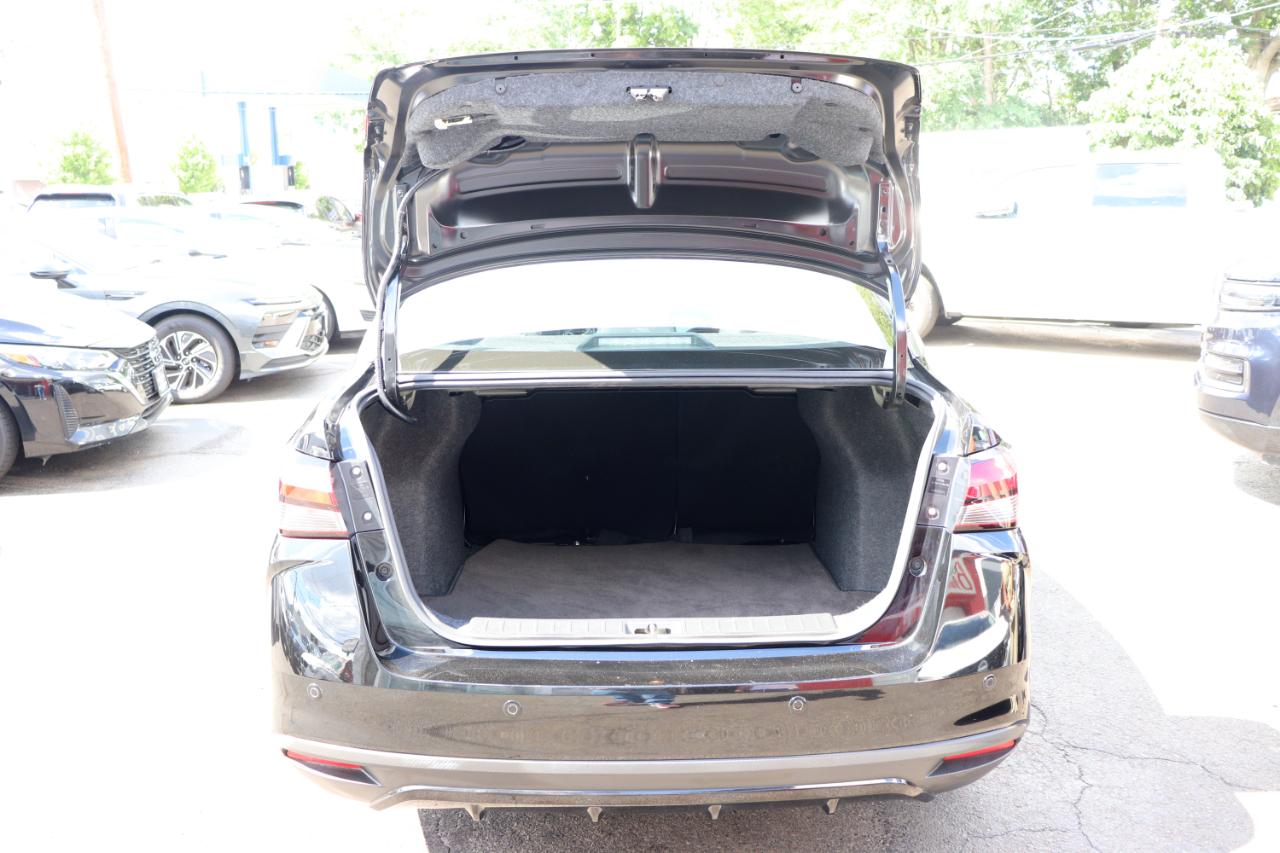 Nissan Versa SV CVT 2025