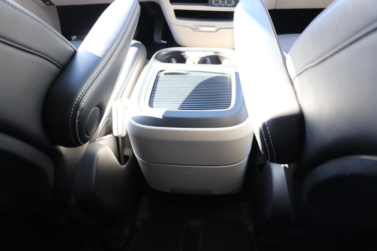 Chrysler Pacifica Touring L FWD 2024
