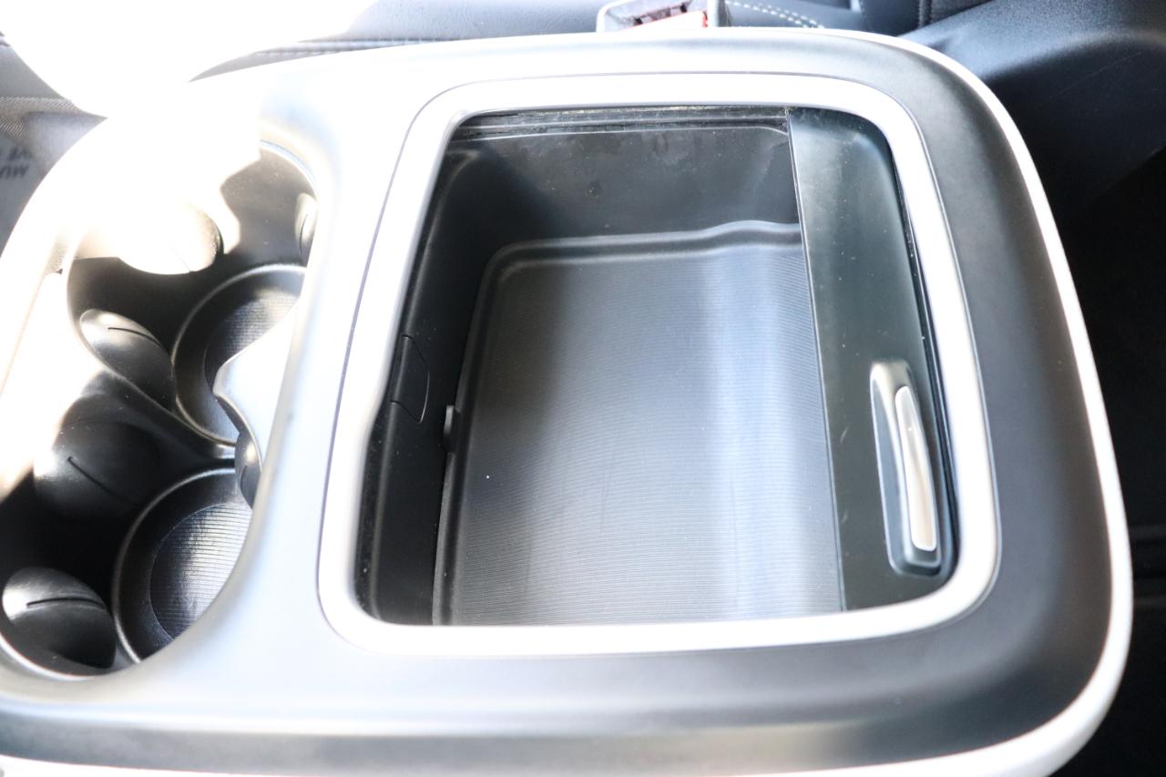 Chrysler Pacifica Touring L FWD 2024