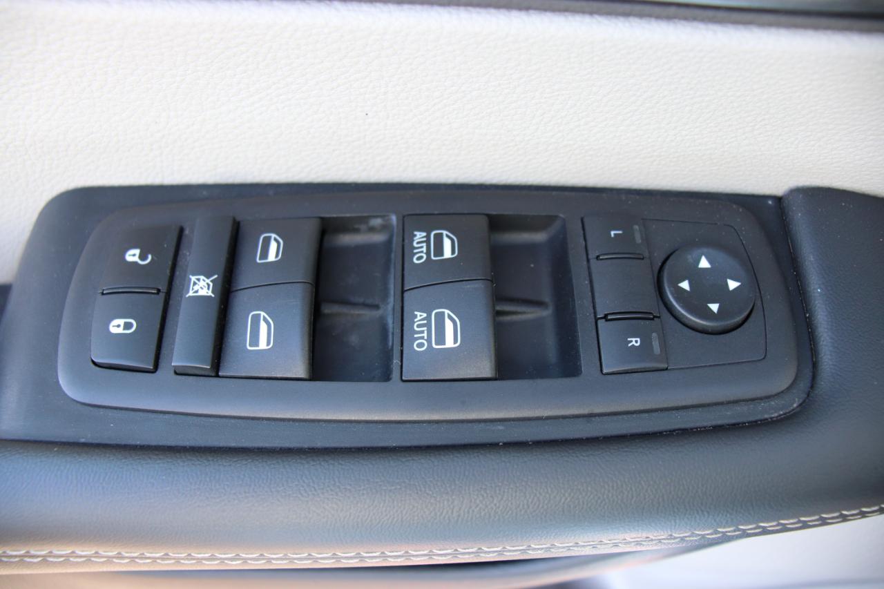 Chrysler Pacifica Touring L FWD 2024