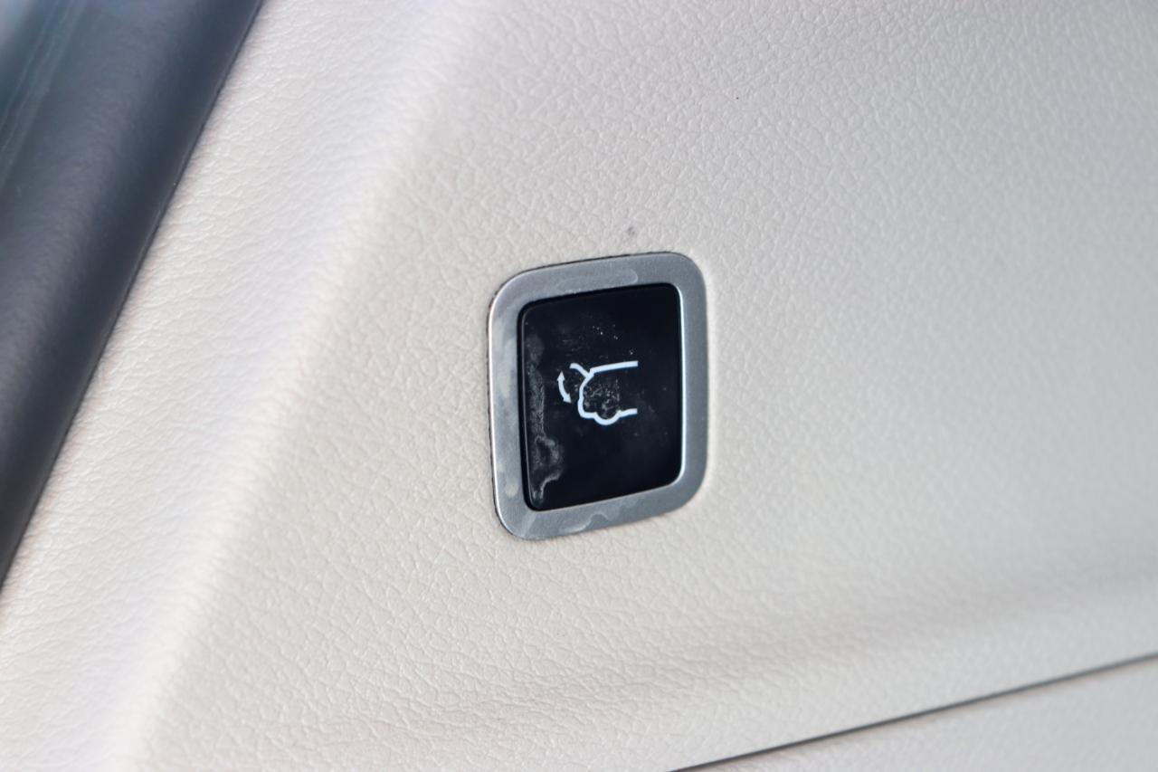 Chrysler Pacifica Touring L FWD 2024