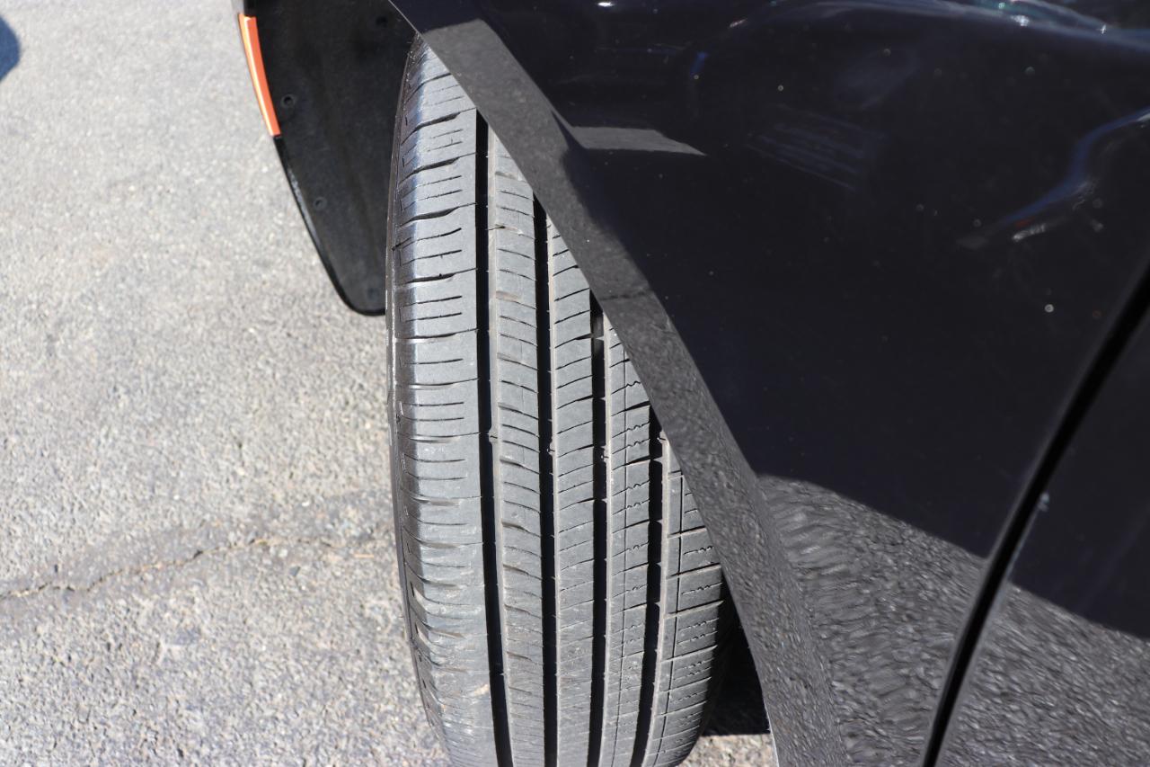Chrysler Pacifica Touring L FWD 2024