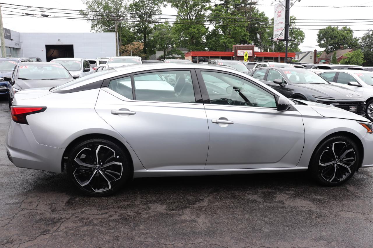 Nissan Altima 2.5 SR Sedan 2023