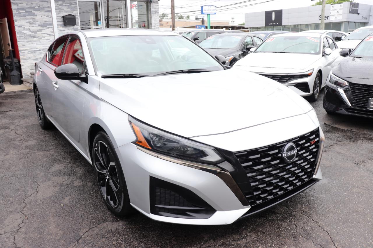 Nissan Altima 2.5 SR Sedan 2023