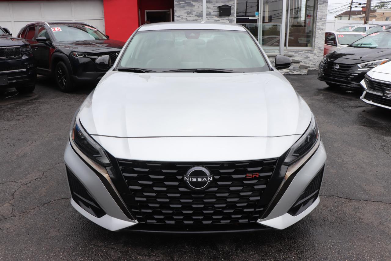 Nissan Altima 2.5 SR Sedan 2023